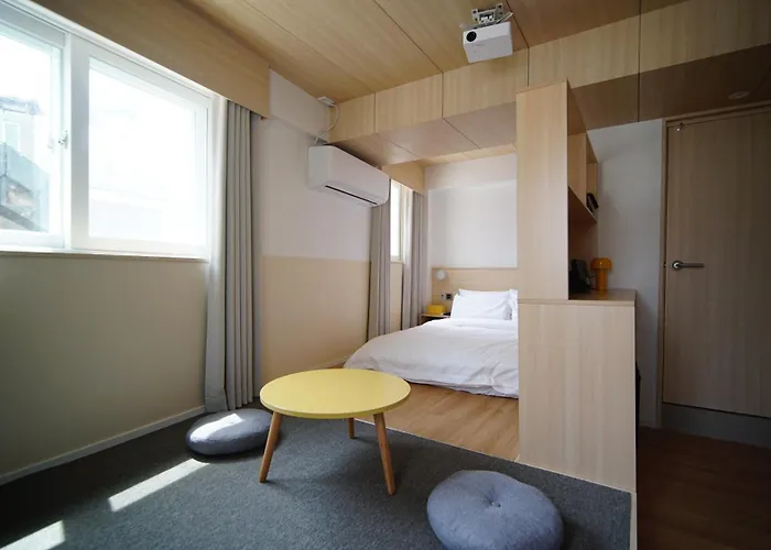 2025 Renovated- Marguerite 2*