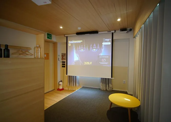 2025 Renovated- Marguerite 2*