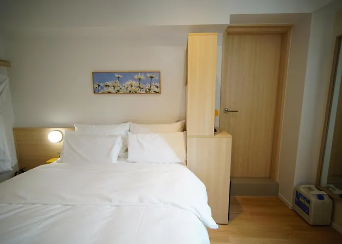 2025 Renovated- Marguerite Hotel 2*