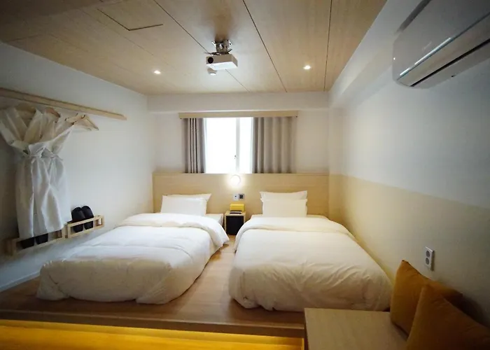 2025 Renovated- Marguerite 2*