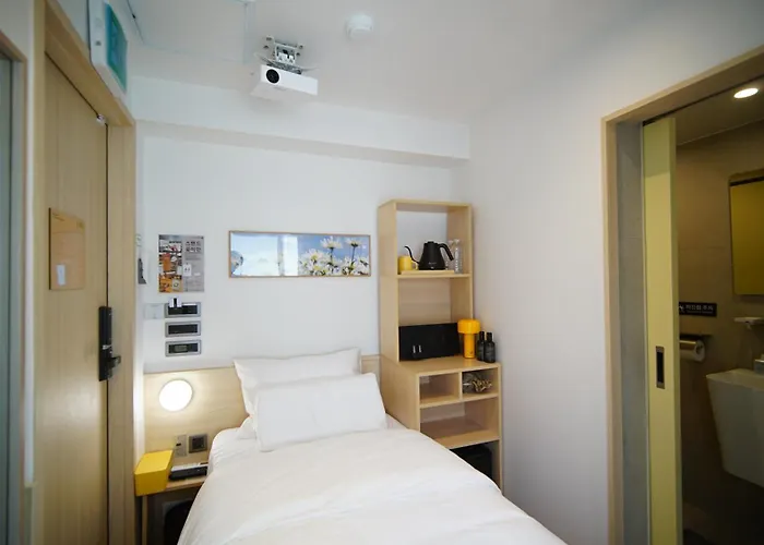 2025 Renovated- Marguerite 2* Seoul