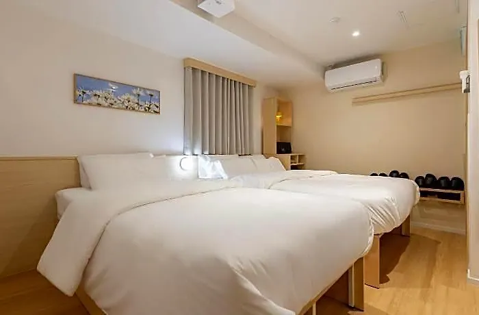 Hotel 2025 Renovated- Marguerite 2*